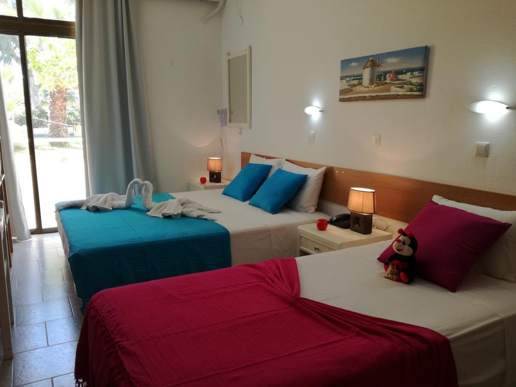 פליראקי Angelos Beach Hotel מראה חיצוני תמונה