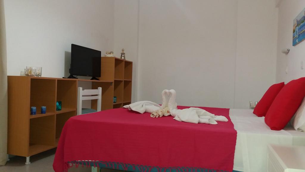 פליראקי Angelos Beach Hotel מראה חיצוני תמונה