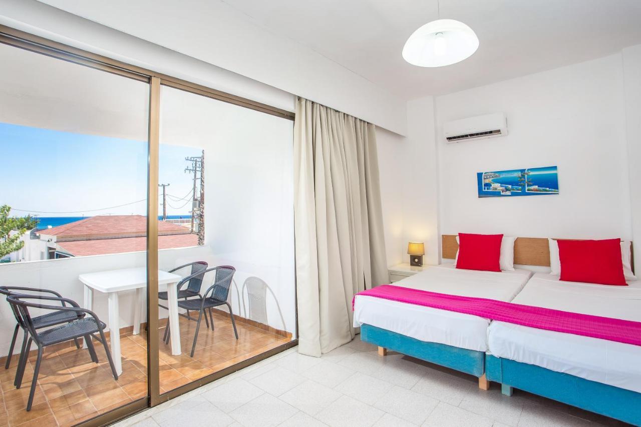 פליראקי Angelos Beach Hotel מראה חיצוני תמונה