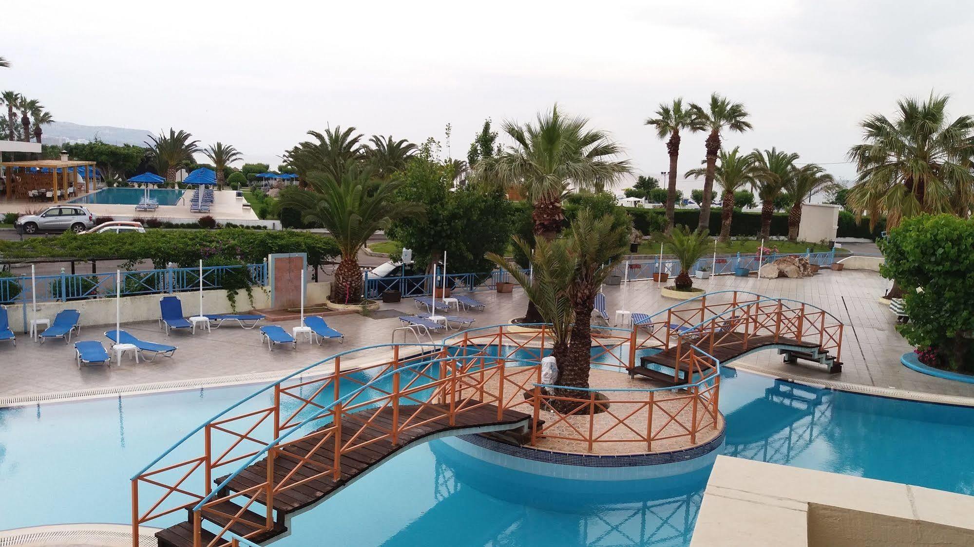 פליראקי Angelos Beach Hotel מראה חיצוני תמונה