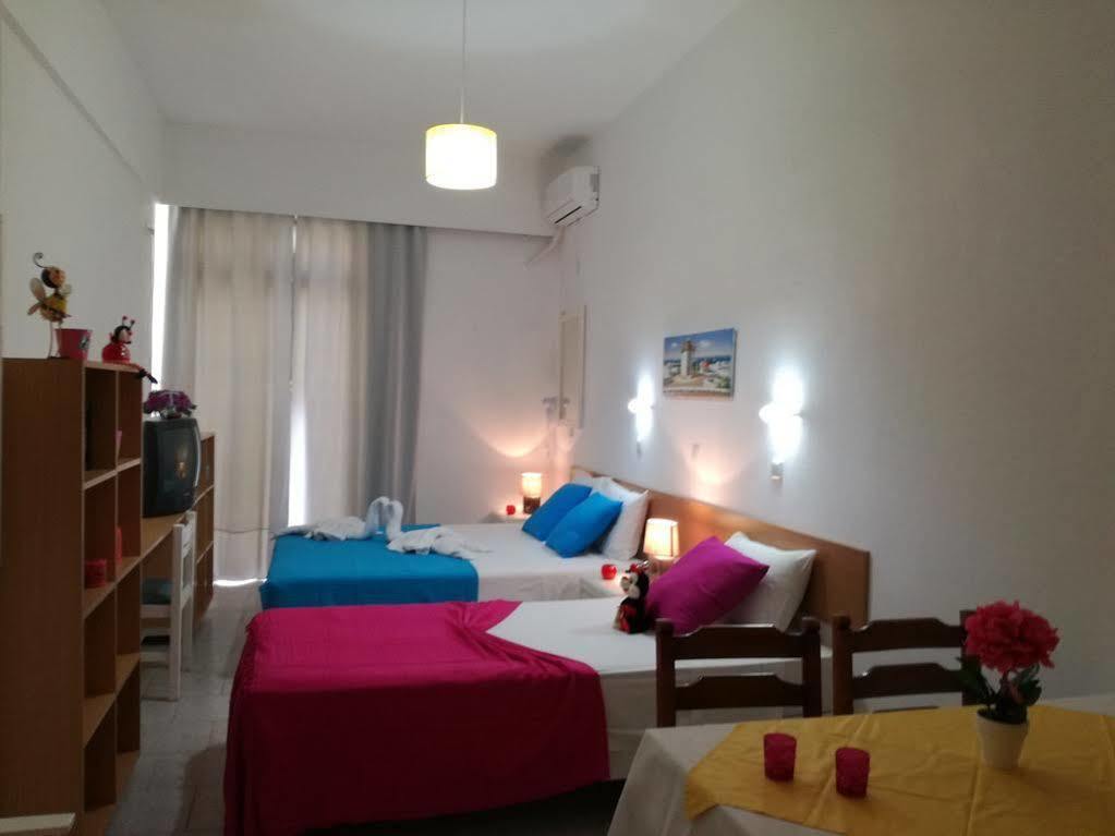 פליראקי Angelos Beach Hotel מראה חיצוני תמונה